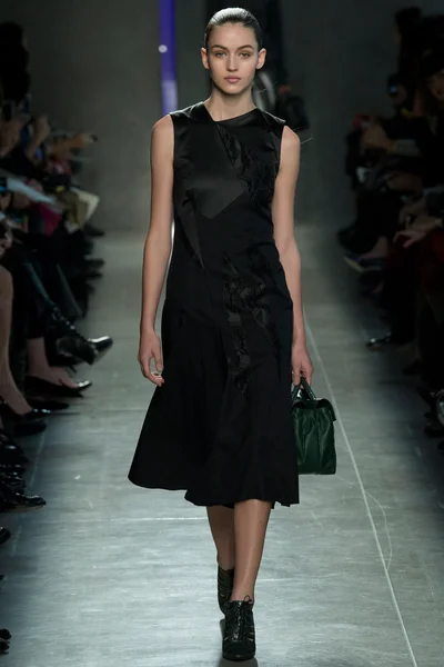 Look 27